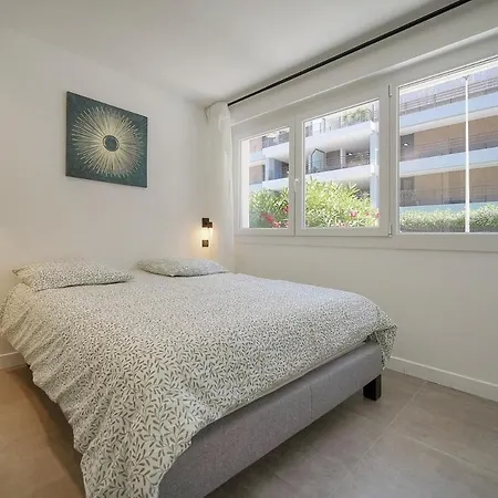 Modern 3br With Patio, Walk To And Croisette Διαμέρισμα Κάννες