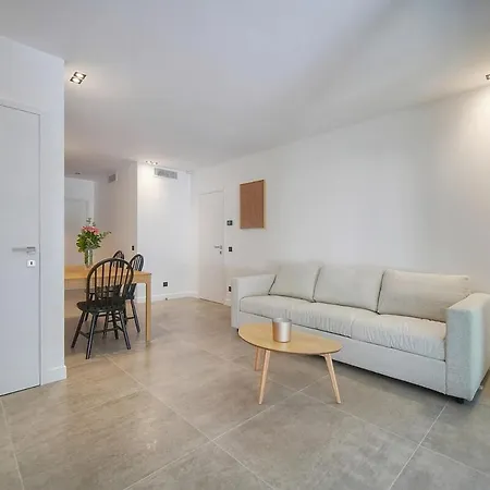 Modern 3br With Patio, Walk To And Croisette Daire